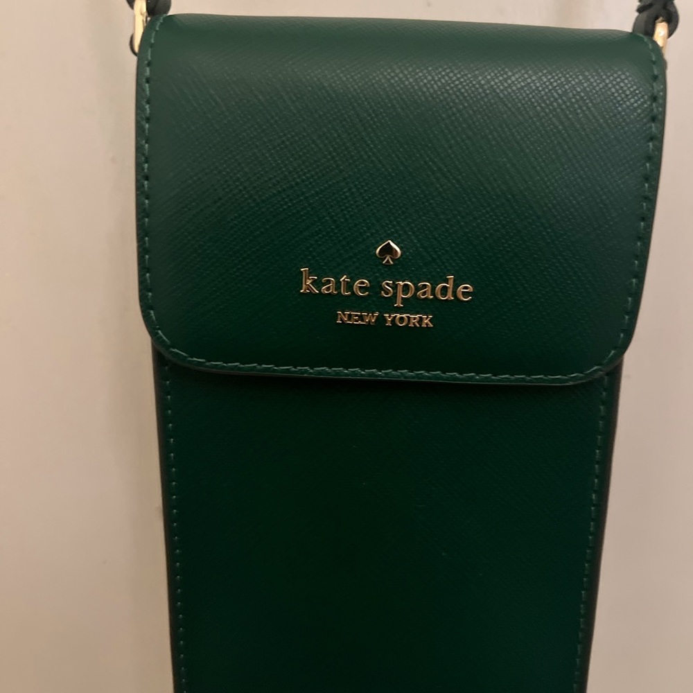EUC Kate Spade Crossbody Phone Wallet